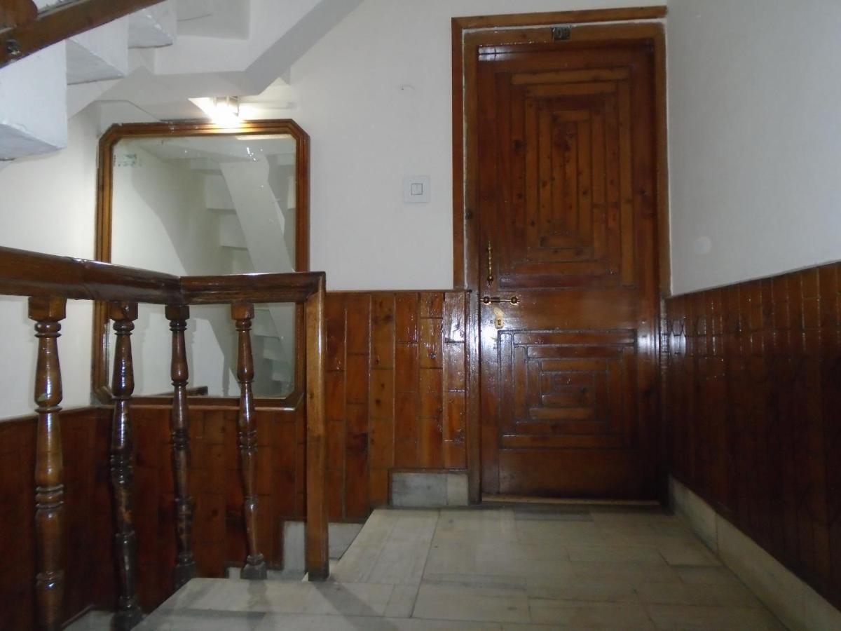Hotel Magnolia Mallroad Manali מראה חיצוני תמונה
